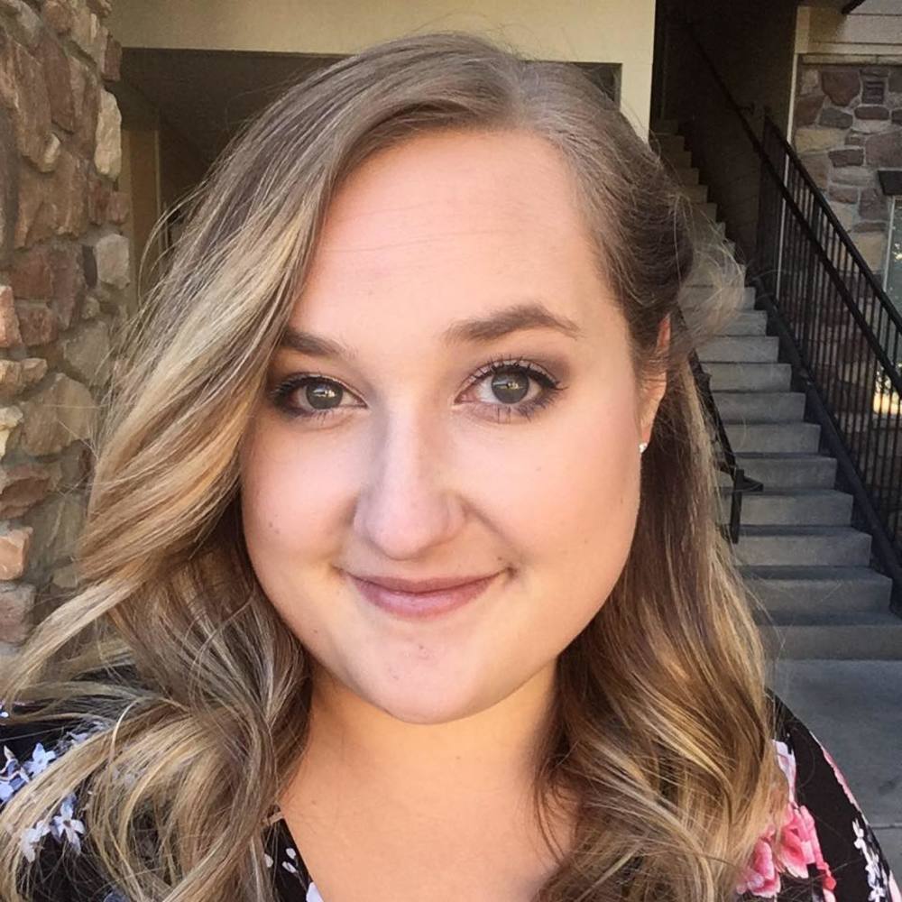 Meet your Posher, Nicole